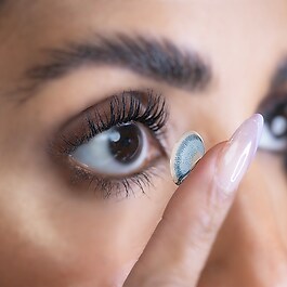 Swati Contact Lenses - Sada barevných čoček a řasenky
